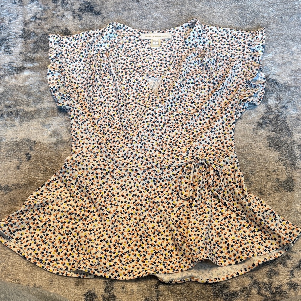 Monteau Navy and Yellow Floral Top